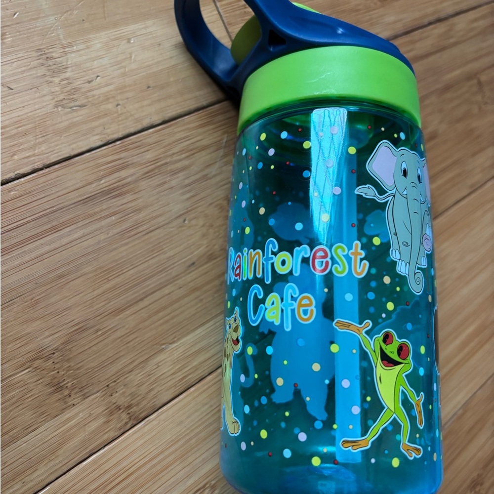 Rainforest Café water bottle. Kids one size. NWT.